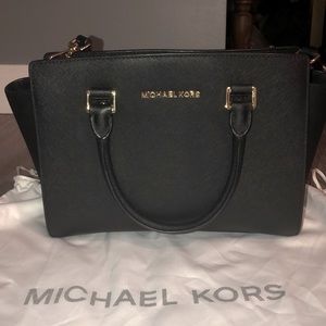 Selma Medium Michael Kors Purse
